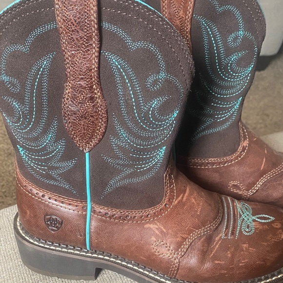 Ariat Western Boots in Brown and turquoise - Picture 1 of 11
